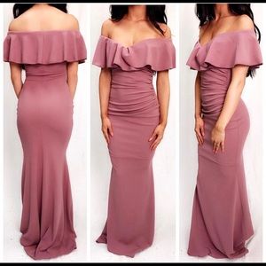 Va Va Voom off shoulder dress size M